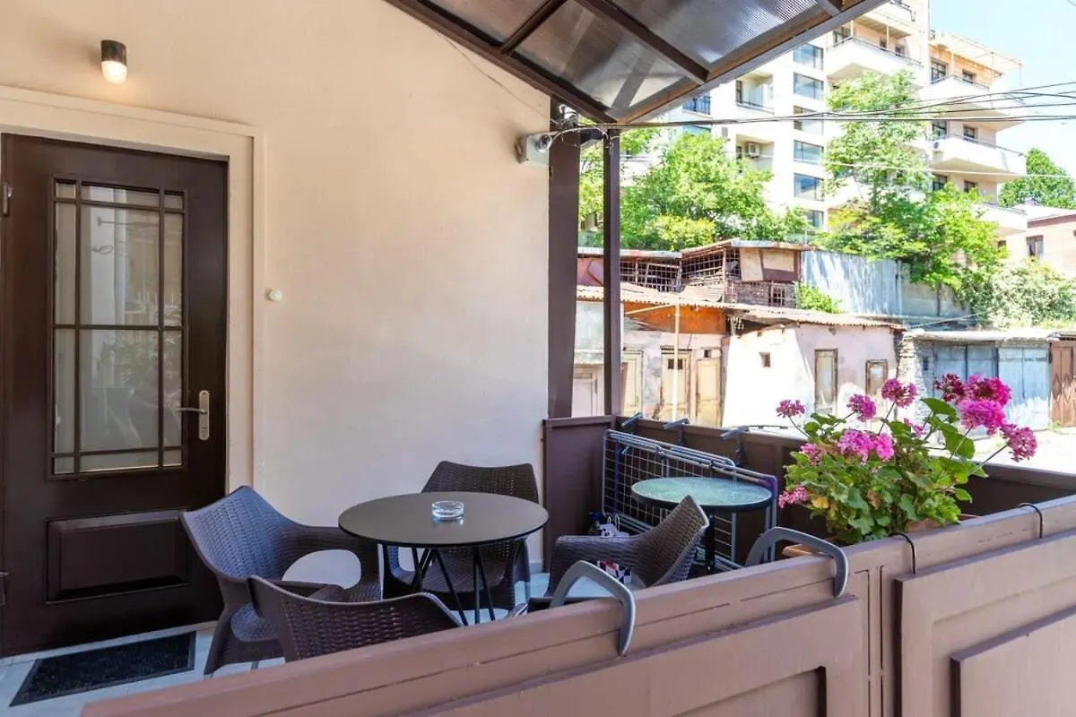 Stylish 3Br House With Balcony Apartment Tbilisi